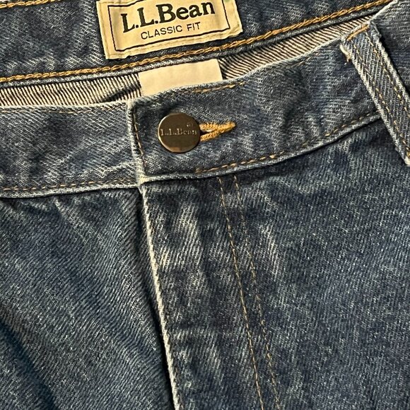 LL Bean Jeans Men’s 38x29 Classic Fit Straight Denim Medium Wash Preppy Blue - Picture 4 of 13